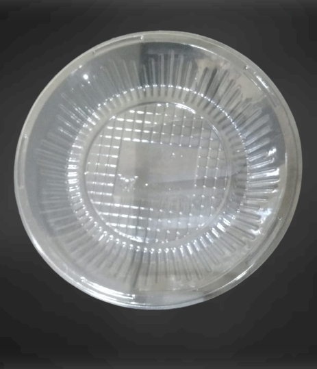 clear plastic plate 7”	
